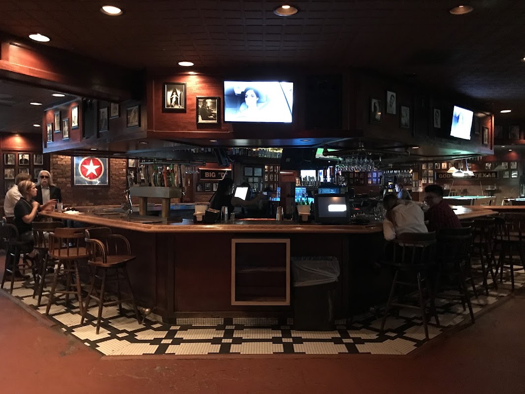Logie's on Beltline