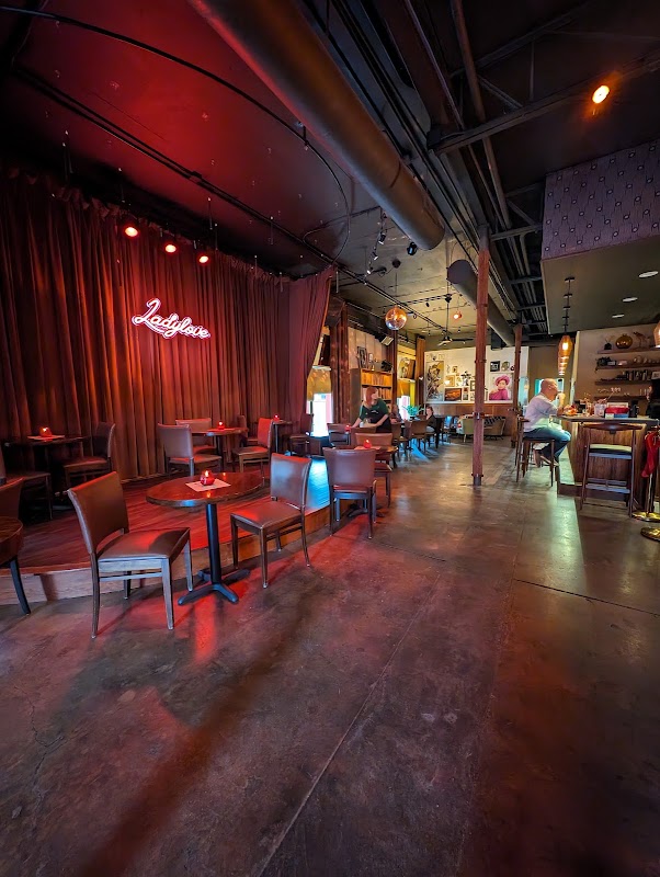 LadyLove Lounge & Sound