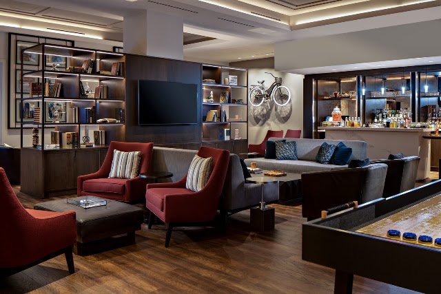 The Parlor (Sheraton Dallas)
