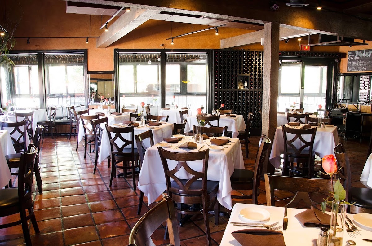 Avanti Restaurant
