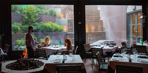 Dakota's Steakhouse