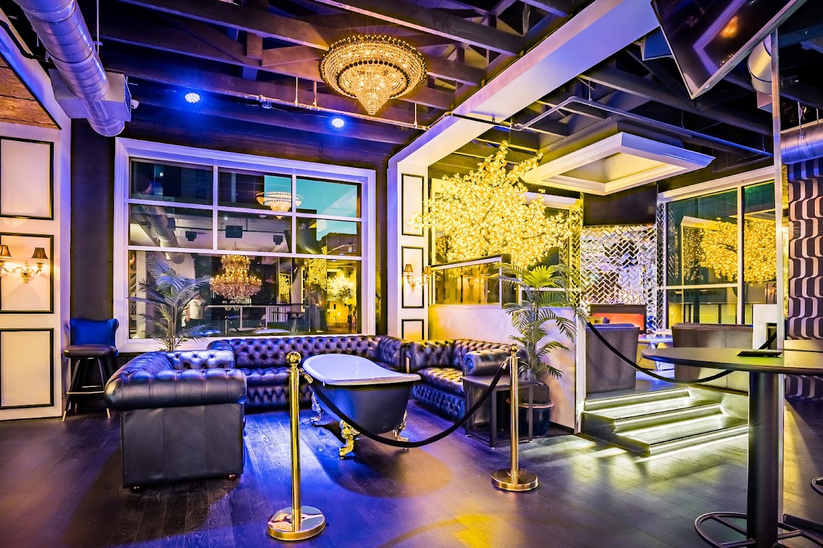 Rokwood Nightclub and Bar